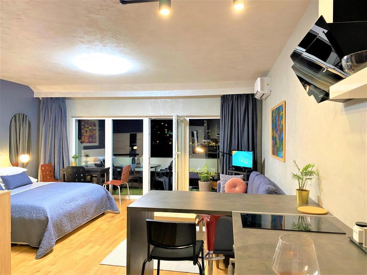 Danube View Artapartment With Balcony Budapest Exterior photo